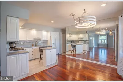 9223 Marsden Street, Philadelphia, PA 19114 - Photo 7