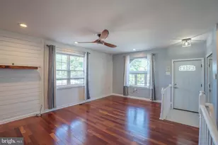 9223 Marsden St, Philadelphia, PA 19114 - Photo 5
