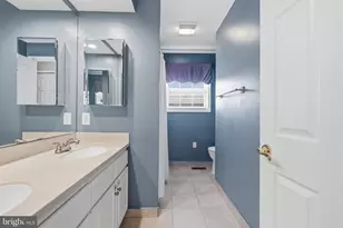 9223 Marsden St, Philadelphia, PA 19114 - Photo 17