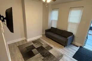 2040 N Darien St, Philadelphia, PA 19122 - Photo 3