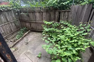 1538 N Myrtlewood St, Philadelphia, PA 19121 - Photo 7