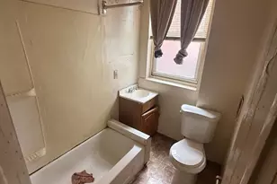 1538 N Myrtlewood St, Philadelphia, PA 19121 - Photo 5