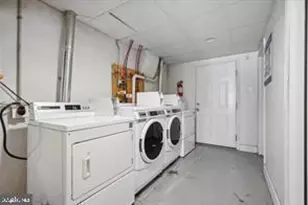 922 S 49th St, Philadelphia, PA 19143 - Photo 3