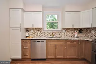15155 Milford St, Philadelphia, PA 19116 - Photo 11