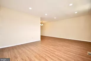15155 Milford St, Philadelphia, PA 19116 - Photo 5