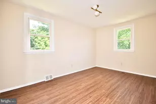 15155 Milford St, Philadelphia, PA 19116 - Photo 29