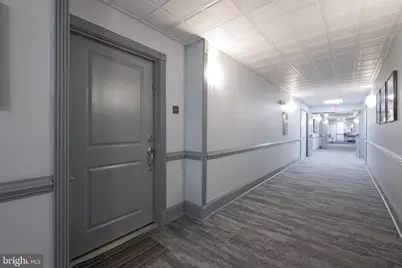 500 Admirals Way #402, Philadelphia, PA 19146 - Photo 31