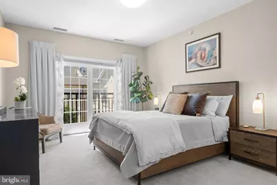 500 Admirals Way #402, Philadelphia, PA 19146 - Photo 17
