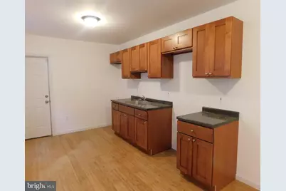 741 N 39th Street, Philadelphia, PA 19104 - Photo 3