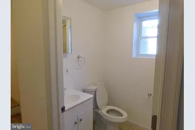 741 N 39th Street, Philadelphia, PA 19104 - Photo 9