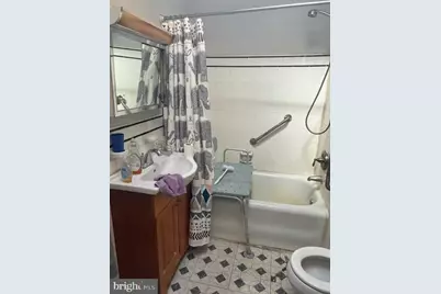 584 E Carver Street, Philadelphia, PA 19120 - Photo 9
