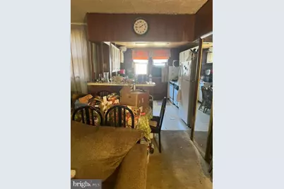 584 E Carver Street, Philadelphia, PA 19120 - Photo 5