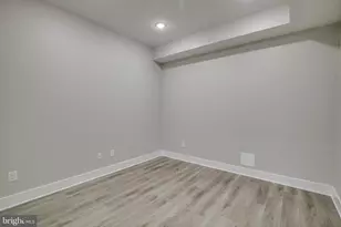2019 N College Ave, Philadelphia, PA 19121 - Photo 9