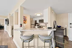 2001 Hamilton St, Philadelphia, PA 19130 - Photo 5