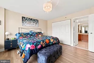 2001 Hamilton St, Philadelphia, PA 19130 - Photo 13
