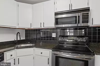 1903 Spruce Street #3E, Philadelphia, PA 19103 - Photo 13