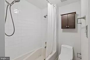 1903 Spruce St, Philadelphia, PA 19103 - Photo 9