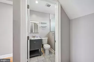 1819 Mountain St, Philadelphia, PA 19145 - Photo 17