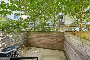 1819 Mountain St, Philadelphia, PA 19145 - Photo 21