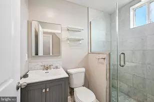 1819 Mountain St, Philadelphia, PA 19145 - Photo 7