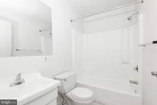 2031-6 South St, Philadelphia, PA 19146 - Photo 17