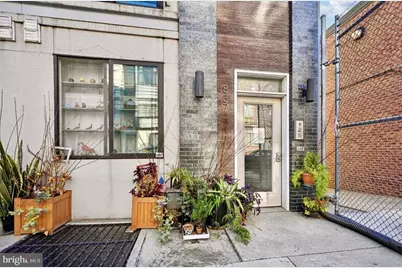 837 N 16th Street #4, Philadelphia, PA 19130 - Photo 3