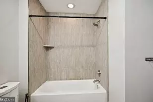 837 N 16th St, Philadelphia, PA 19130 - Photo 17
