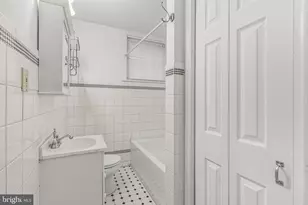 1910 Fairmount Ave, Philadelphia, PA 19130 - Photo 5