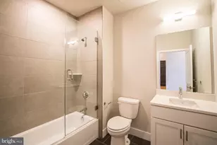 1300 S 19th St, Philadelphia, PA 19146 - Photo 7