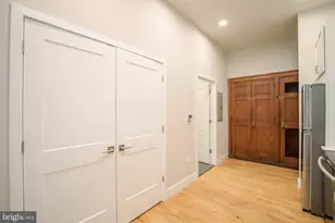 1300 S 19th St, Philadelphia, PA 19146 - Photo 3