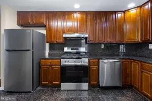 1842 McKean St, Philadelphia, PA 19145 - Photo 9