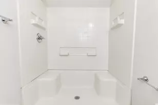 931 N 19th St, Philadelphia, PA 19130 - Photo 11