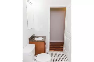 931 N 19th St, Philadelphia, PA 19130 - Photo 13