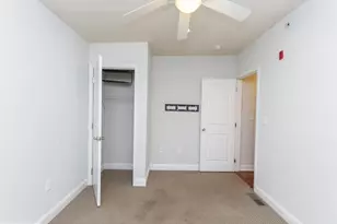 931 N 19th St, Philadelphia, PA 19130 - Photo 17