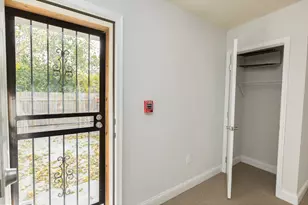 931 N 19th St, Philadelphia, PA 19130 - Photo 17
