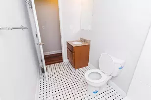 931 N 19th St, Philadelphia, PA 19130 - Photo 15