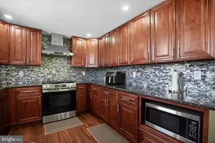 8906 Sylvia Ln, Philadelphia, PA 19115 - Photo 9