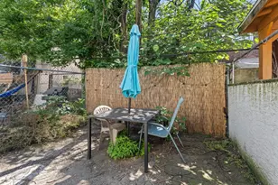 1939 S 23rd St, Philadelphia, PA 19145 - Photo 25