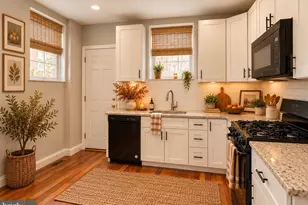 1035 Cantrell St, Philadelphia, PA 19148 - Photo 17