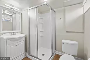 277 Lemonte St, Philadelphia, PA 19128 - Photo 29