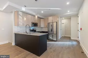 920 N 15th St, Philadelphia, PA 19130 - Photo 51