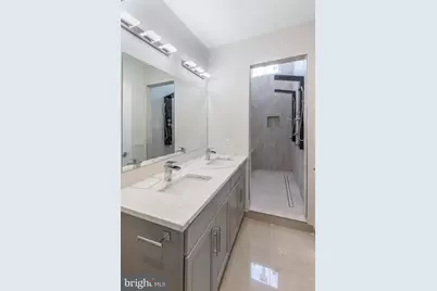 920 N 15th Street, Philadelphia, PA 19130 - Photo 95