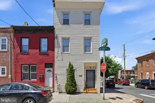 742 N 37th St, Philadelphia, PA 19104 - Photo 3