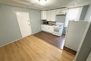 1347 Sellers St, Philadelphia, PA 19124 - Photo 3
