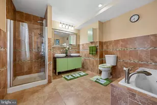 6607 N 7th St, Philadelphia, PA 19126 - Photo 15