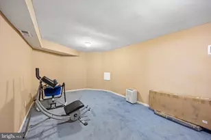 6607 N 7th St, Philadelphia, PA 19126 - Photo 23