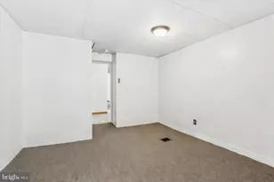 742 N 37th St, Philadelphia, PA 19104 - Photo 21