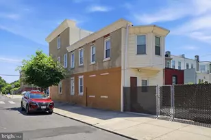 742 N 37th St, Philadelphia, PA 19104 - Photo 5
