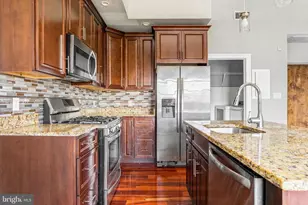 738 S 11th St, Philadelphia, PA 19147 - Photo 7