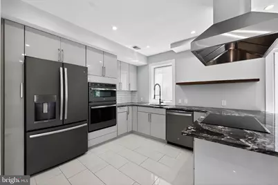 869 Corinthian Avenue #1, Philadelphia, PA 19130 - Photo 3